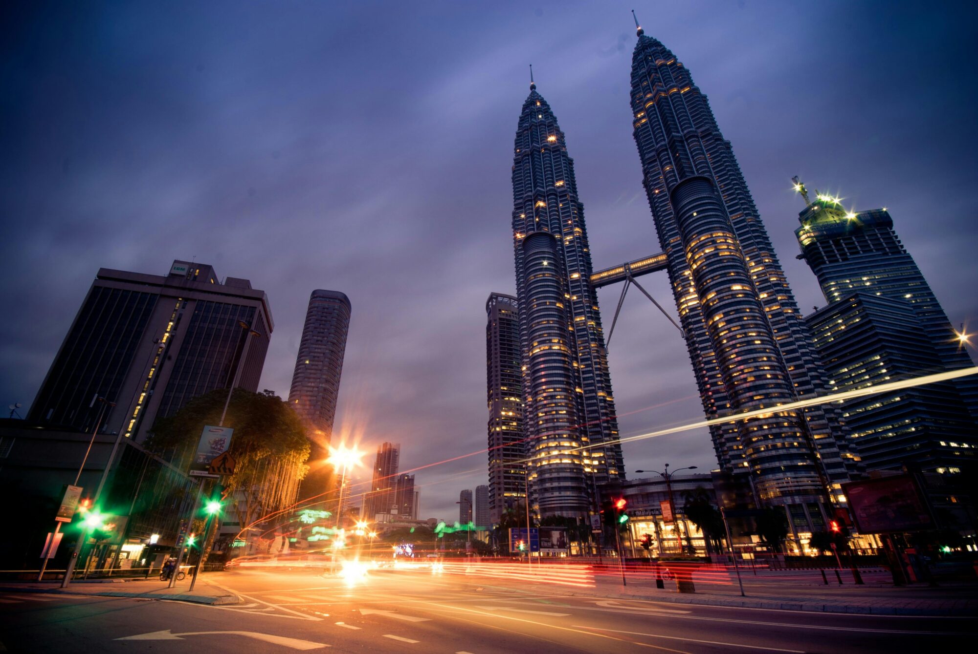 The Petronas Twin Towers at night